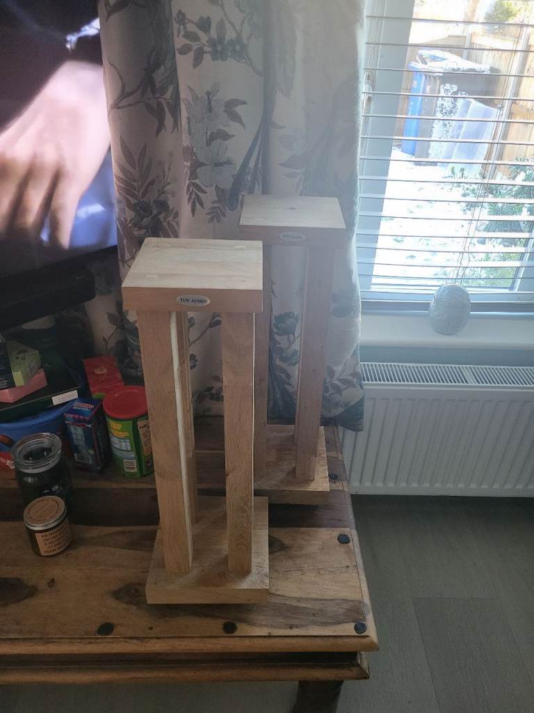 Solid oak speakers stands 600mm
