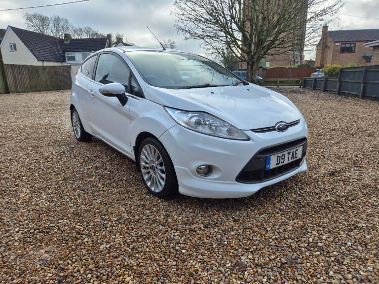Ford, FIESTA, Hatchback, 2012, Manual, 1399 (cc), 3 doors