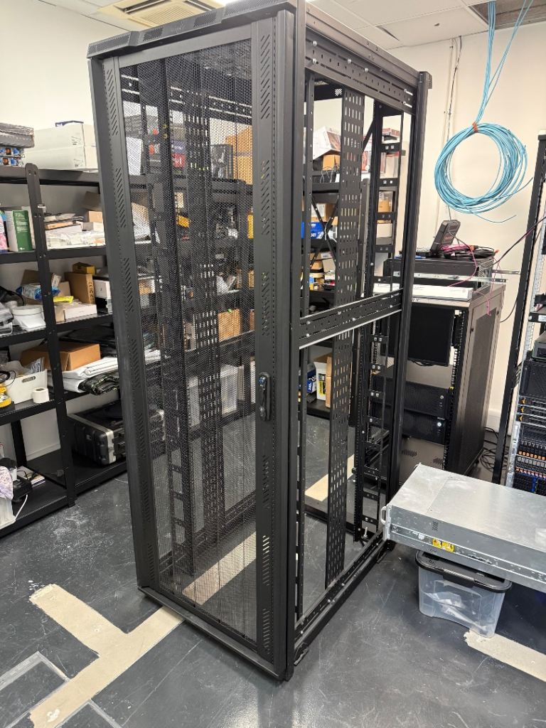 Server rack / server gabinet
