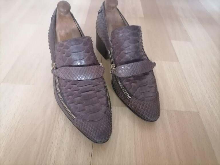 Designer CHLOE Leather Heel Loafers with zipper. Ex Cond. Size : UK 6.5 EU 40 