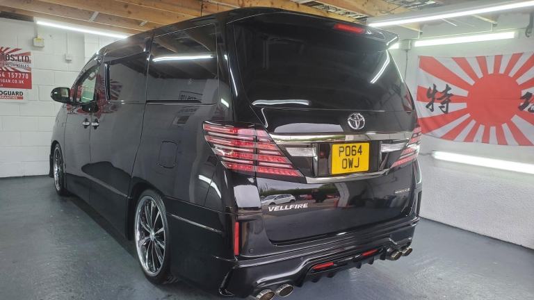 Toyota vellfire golden eyes 2.4 automatic 7 seat japanese import 56k miles 2014 