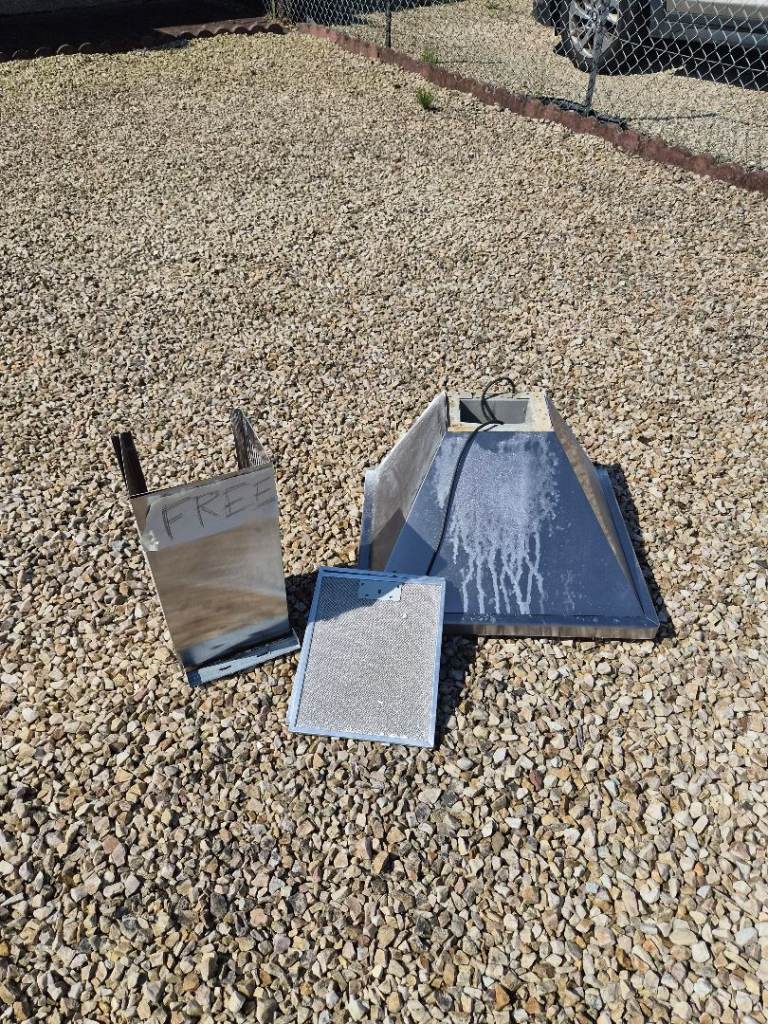 Kitchen Cooker Hood and Filter – Used Condition