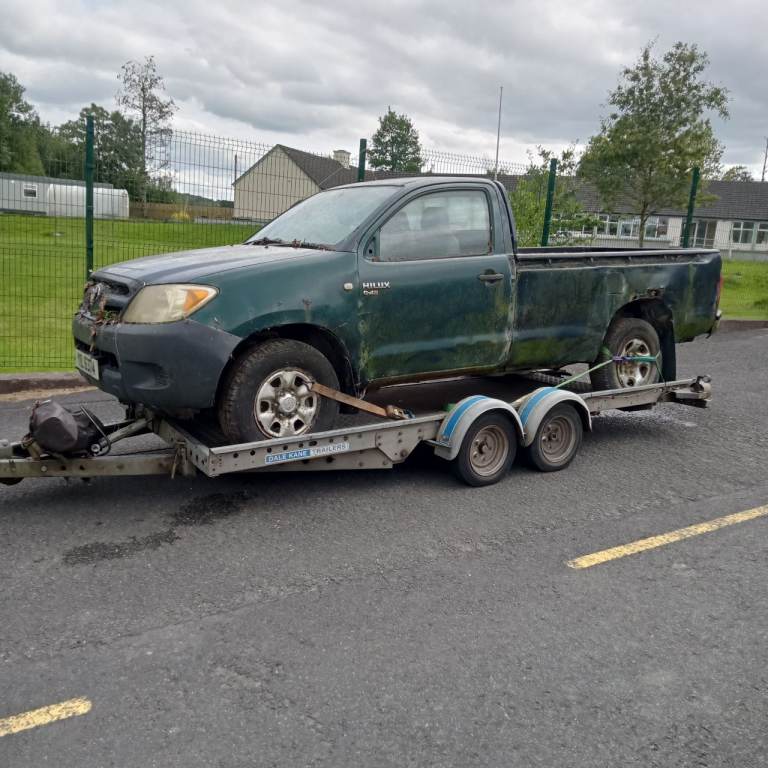 Toyota Hilux corolla avensis rav4