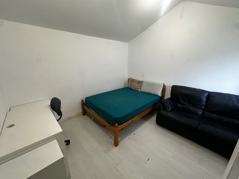 1 Bed Flat in Barking & Dagenham