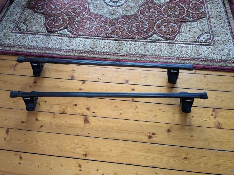 image for Thule adjustable roof bars with feet