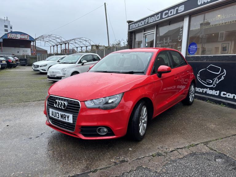 AUDI A1 1.4 TFSI Sport Red Manual Petrol 2013