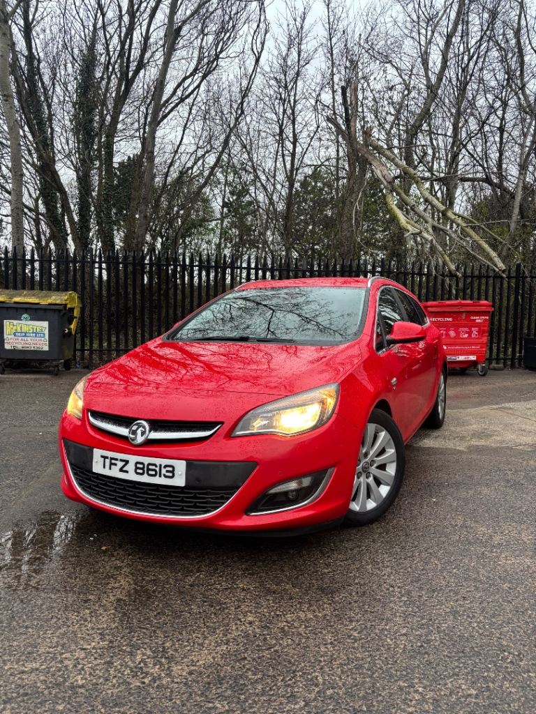 2014 Vauxhall Astra Elite  2.0 Diesel CDTI