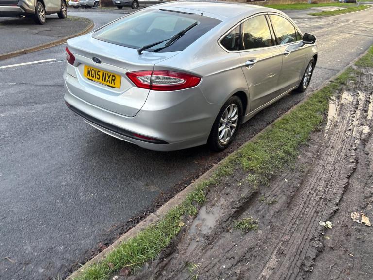 2015 Ford Mondeo 2.0 TDCi ECOnetic Zetec Euro 6 (s/s) 5dr Diesel