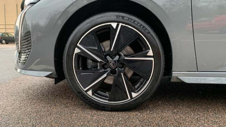 2024 Peugeot 308 115kW First Edition 54kWh 5dr Auto HATCHBACK ELECTRIC Automatic