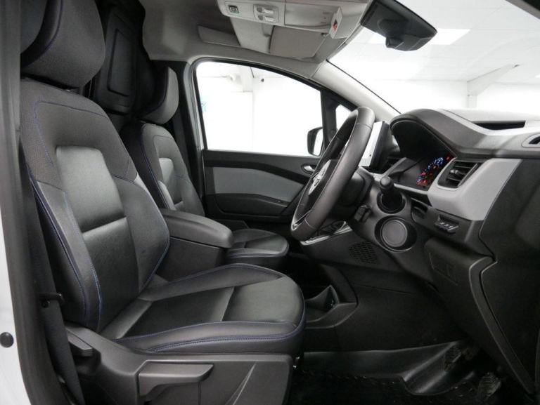 73 NISSAN TOWNSTAR 1.3 TCE 130 BHP L2 LONG TEKNA 6 DR ( LEATHER TRIM + AIR CON )