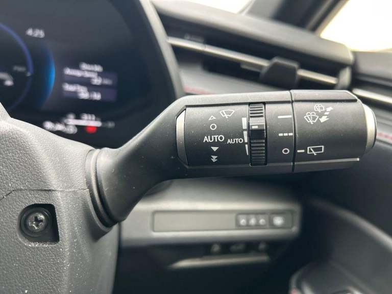 2024 Lexus LBX 1.5 VVT-iE Premium Plus SUV 5dr Petrol Hybrid E-CVT Euro 6 (s/s) (136 ps) SUV PETR...