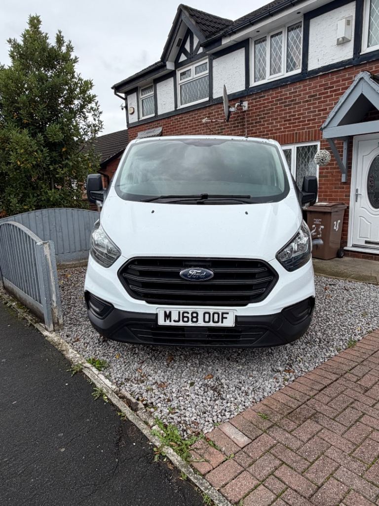 Ford, TRANSIT CUSTOM, Panel Van, 2018, Manual, 1996 (cc)