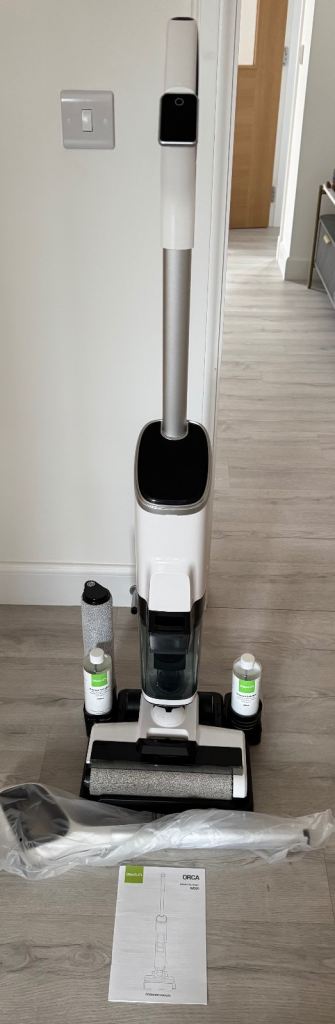 Gtech Cordless Hard Floor Cleaner - White, Barely Used
