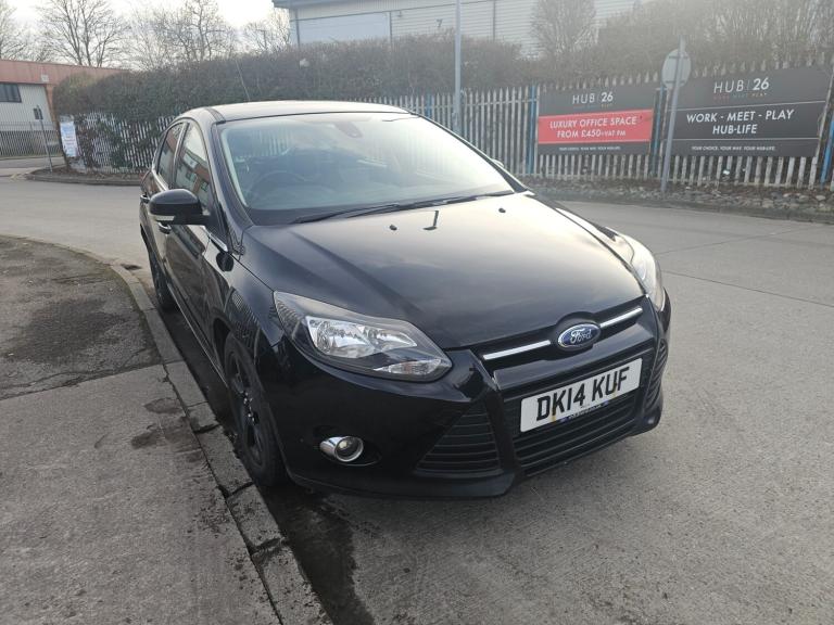 2014 Ford Focus 1.6 TDCi 115 Zetec Navigator 5dr HATCHBACK Diesel Manual
