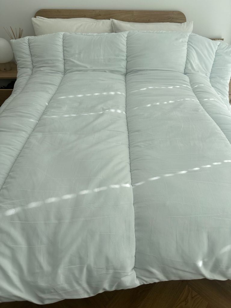 Silentnight Double Duvet & 4 Pillows