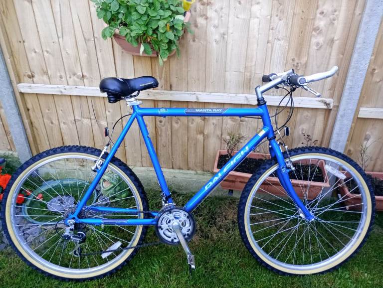 90's Raleigh Manta Ray Series 1 Retro Mountain/Hybrid bike