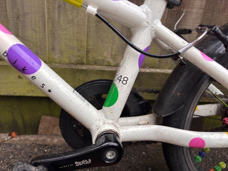 Frog 48 polka dot bike 