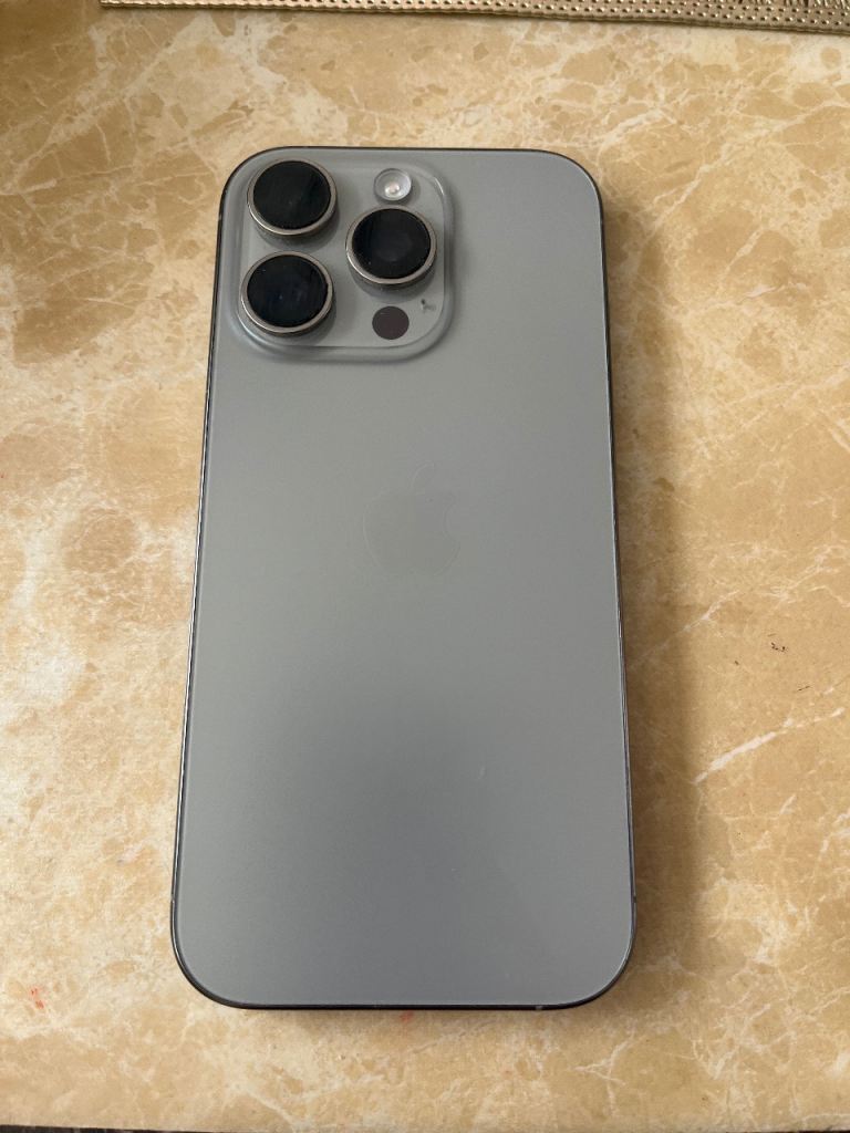 Apple iPhone 16 pro, 128Gb, 93% battery, dual sim unlocked to any carrier.