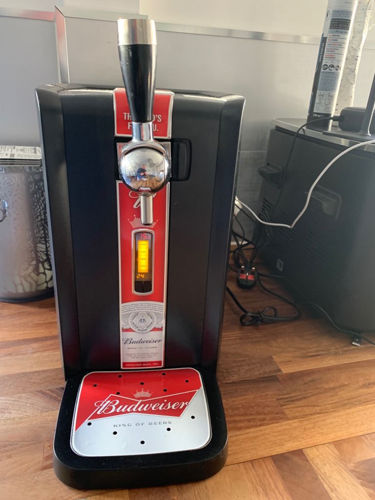 Philips perfect draft beer machine new lower price in perfect condition 
