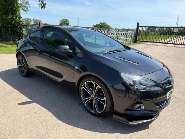 2014 Vauxhall Astra GTC 1.4T 16V Limited Edition 3dr HATCHBACK PETROL Manual