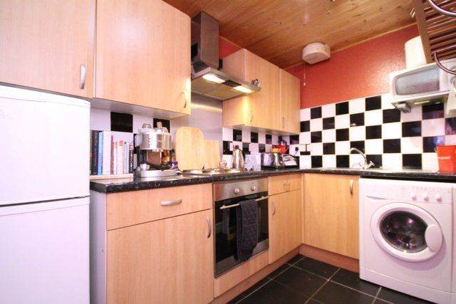 Spacious 2 Bed Flat Near Glasgow City Centre 