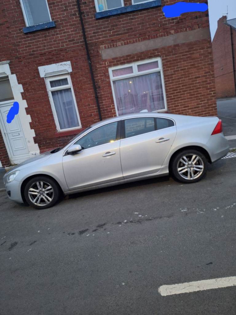 Volvo, S60, Saloon, 2012, Semi-Auto, 1560 (cc), 4 doors