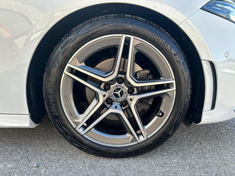 2020 Mercedes-Benz A-Class A180 AMG Line Executive 5dr Auto HATCHBACK PETROL Automatic