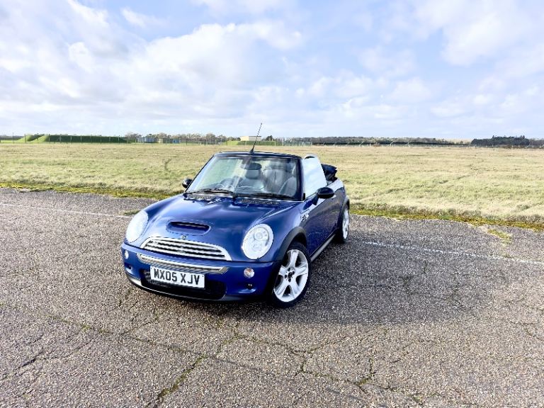 Mini, CONVERTIBLE, Convertible, 2005, Manual, 1598 (cc), 2 doors