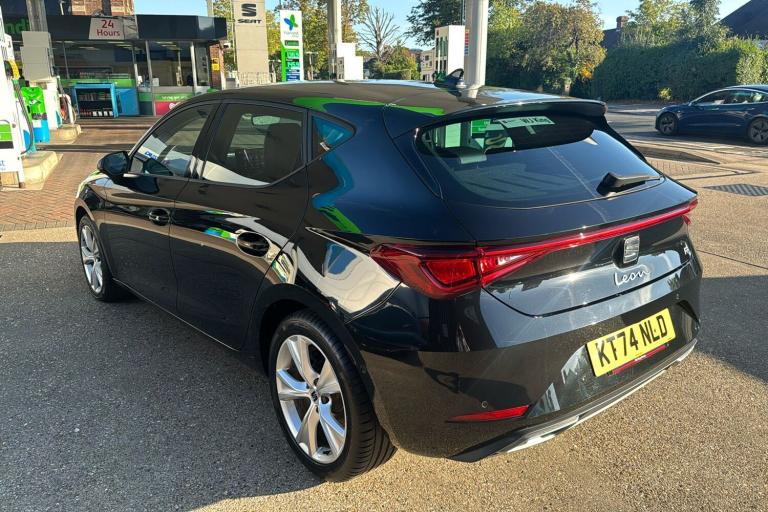  SEAT Leon 1.5 Tsi Fr Hatchback 5dr Petrol Manual Euro 6 s/s 115 Ps Petrol