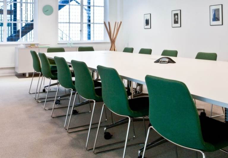 Furnished offices to rent in *Oxford Street*. Office Spaces for 3 to 55 desks W1