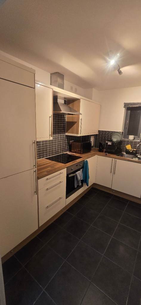 A cozy double-sized room to share with en-suite