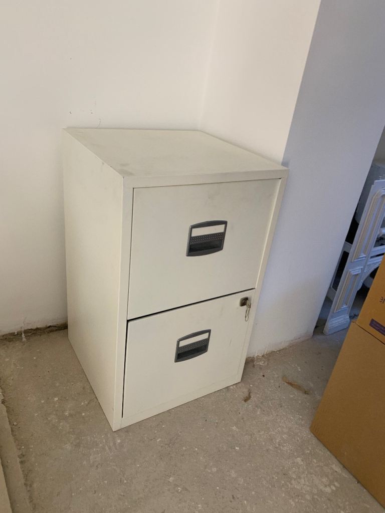 Free - file cabinet to collect from N1 before/on 3/dec 