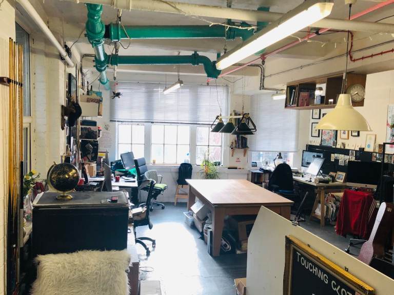 Ground Floor Studio Space Office Creative Workshop to Rent in London - Hackney / Dalston - FREE WIFI