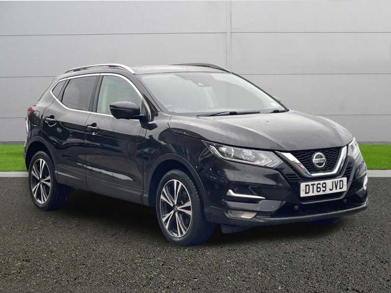 2020 Nissan Qashqai 1.3 DiG-T N-Connecta 5dr SUV Petrol Manual