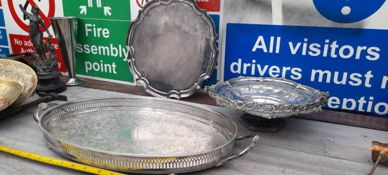  JOB LOT OF VINTAGE SILVER PLATED COLLECTIBLES ETC. ONLY £10 THE LOT,