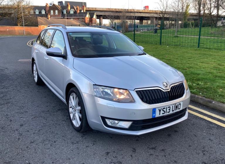 2013 Skoda Octavia 2.0 TDI CR Elegance 5dr ESTATE Diesel Manual