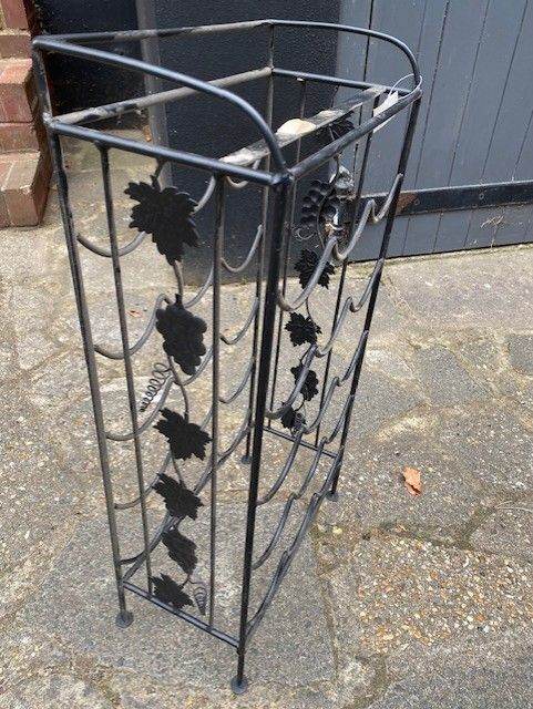 15 Bottle Metal Wine Rack