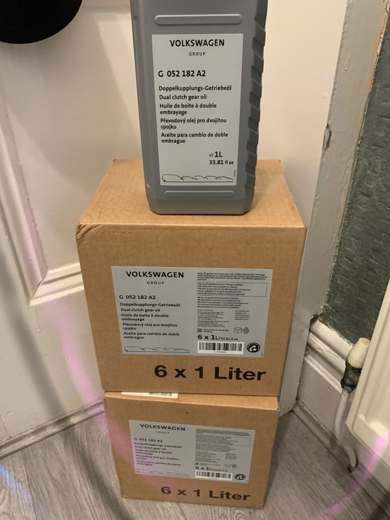 13 Litres of genuine VW/ Audi DSG oil.