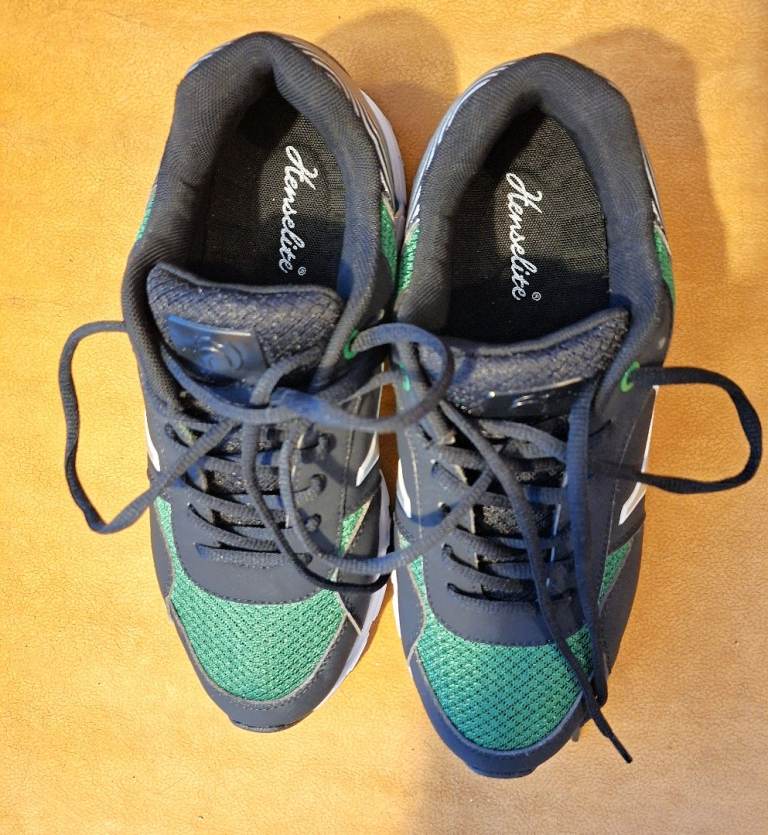 Size 7 mens Henselite Indoor Bowling shoes