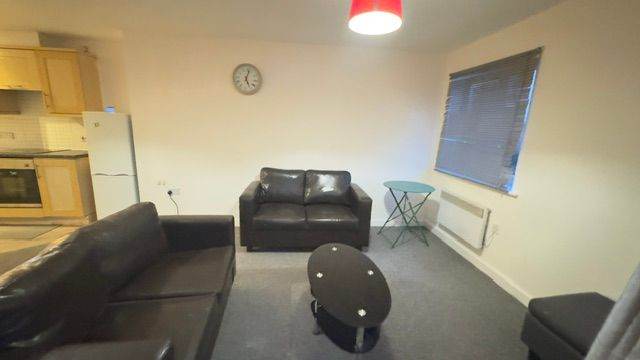 NEWLY REFURBSIHED 1 BED GROUND FLOOR FLAT SE28