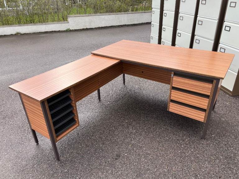 L-shaped office desk