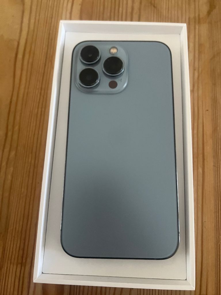 Apple iPhone 13 Pro 128GB in Sierra Blue – Good Condition