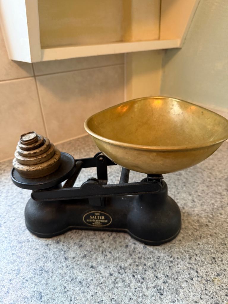Vintage kitchen scales