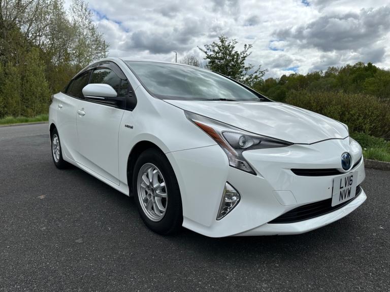 2022 Toyota Prius Hatchback Hybrid Electric Automatic