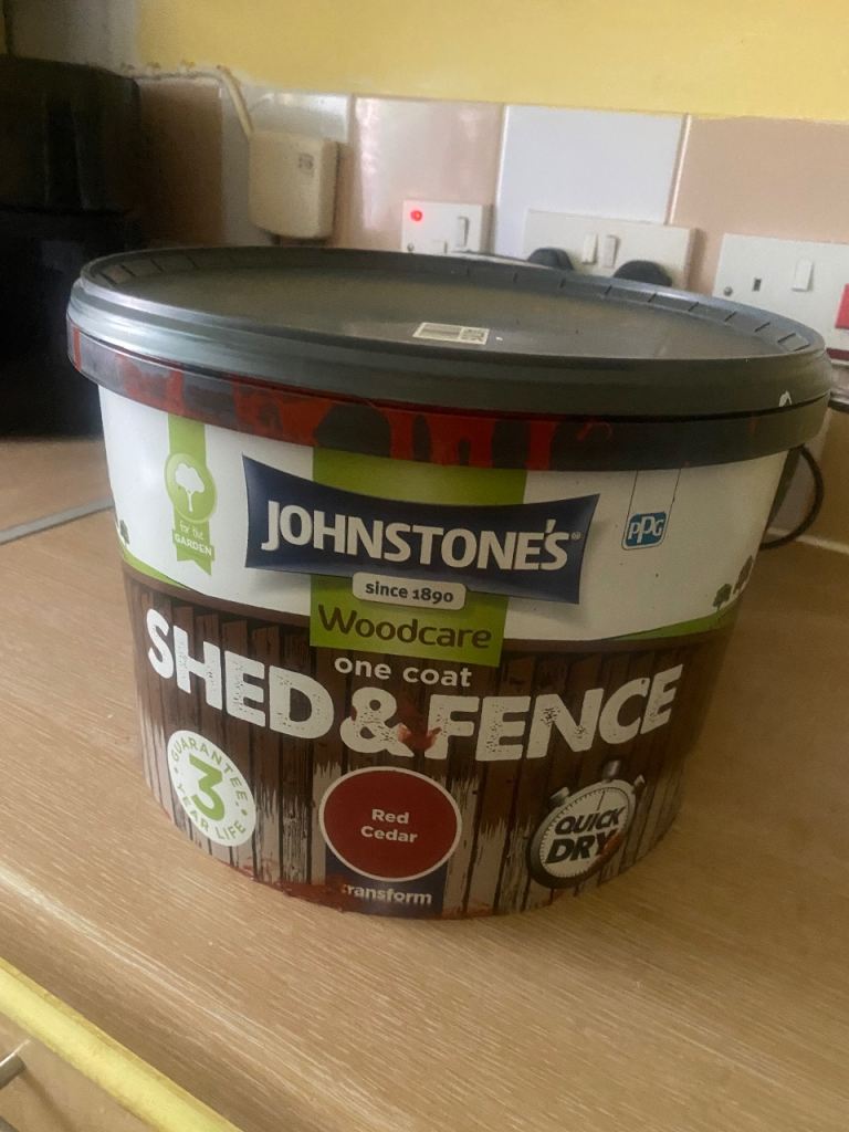 Johnstone's Woodcare Shed & Fence Paint - Red Cedar, New