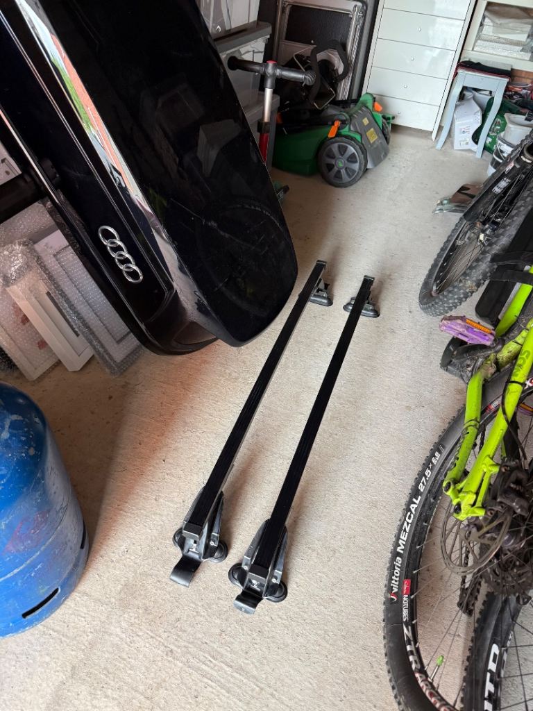 Modula Roof Box Bars Audi Q2 & others BARGAIN  