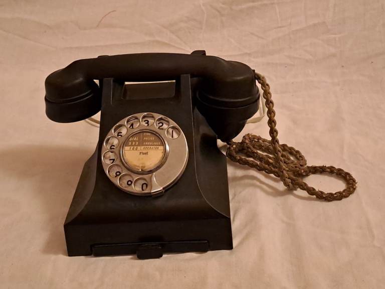 Vintage 1940 GPO 332CB Black Bakelite Rotary Telephone with BT plug TV film prop