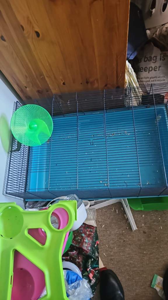 Cage 