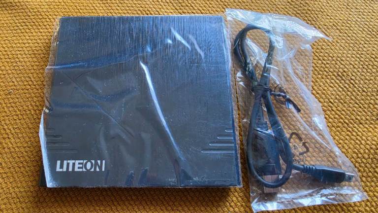 Lite-ON eBAU108 External DVD/CD Rewritable Drive – New, Unused