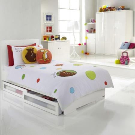 Children’s bedroom furniture set
